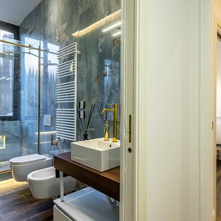 Station, Luxury & Modern With Comfort! Apartment *