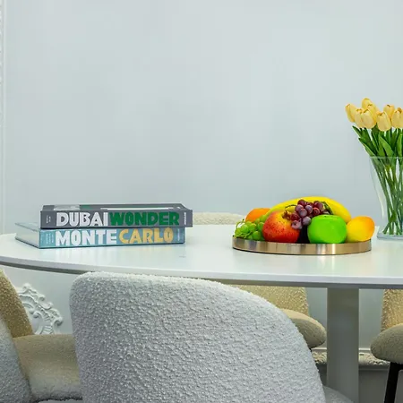 Apartment Station, Luxury & Modern With Comfort! Milan